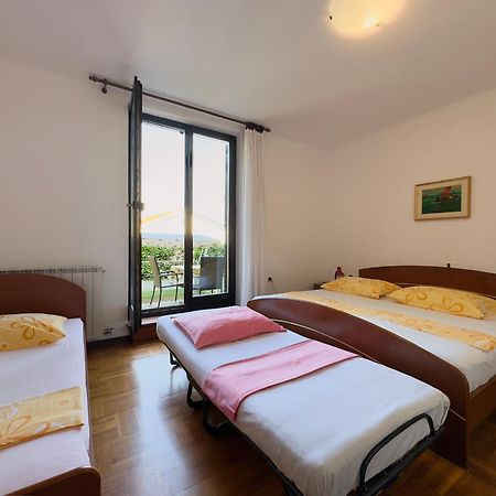 Apartments Ab 伊佐拉 外观 照片